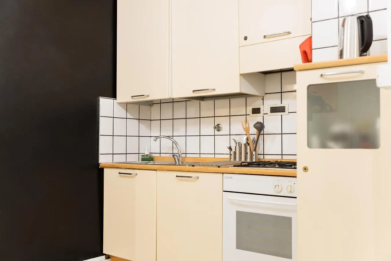 Appartamento 8- Tourist House Bologna - Light House - Self Check-In
