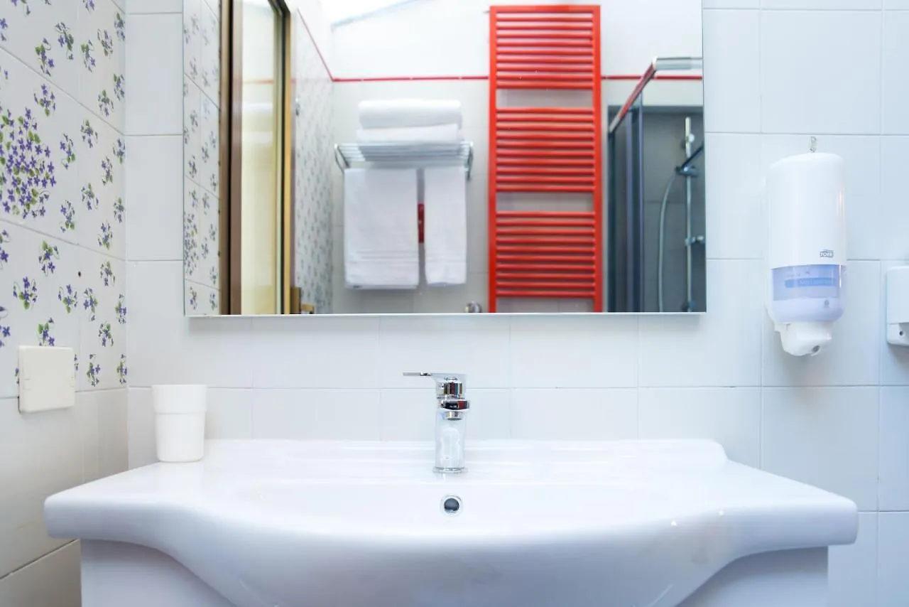 Appartamento 8- Tourist House Bologna - Light House - Self Check-In