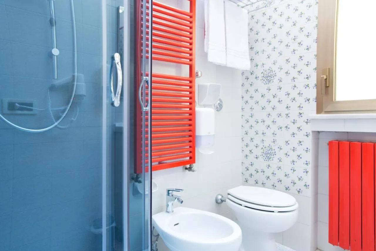 Appartamento 8- Tourist House Bologna - Light House - Self Check-In